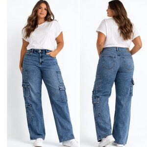 American Eagle Cargo Straight Leg Jeans with Utility Pockets Women's Size 18